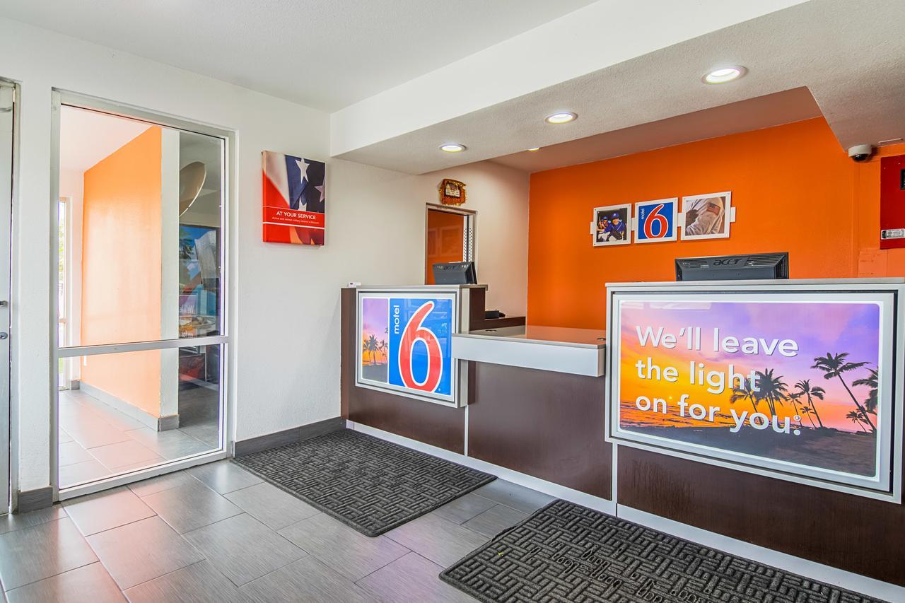 Motel 6-Bakersfield, Ca - Airport Extérieur photo
