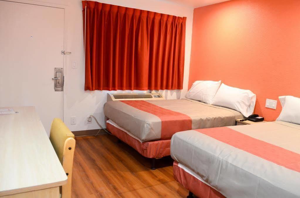 Motel 6-Bakersfield, Ca - Airport Extérieur photo