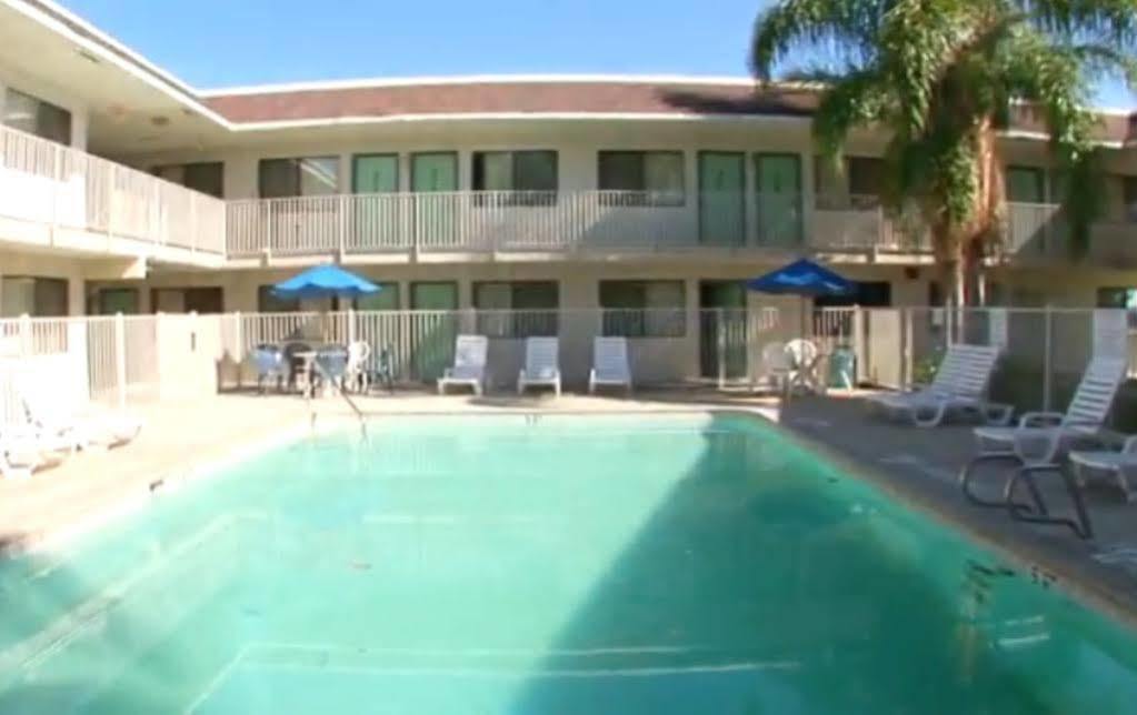 Motel 6-Bakersfield, Ca - Airport Extérieur photo