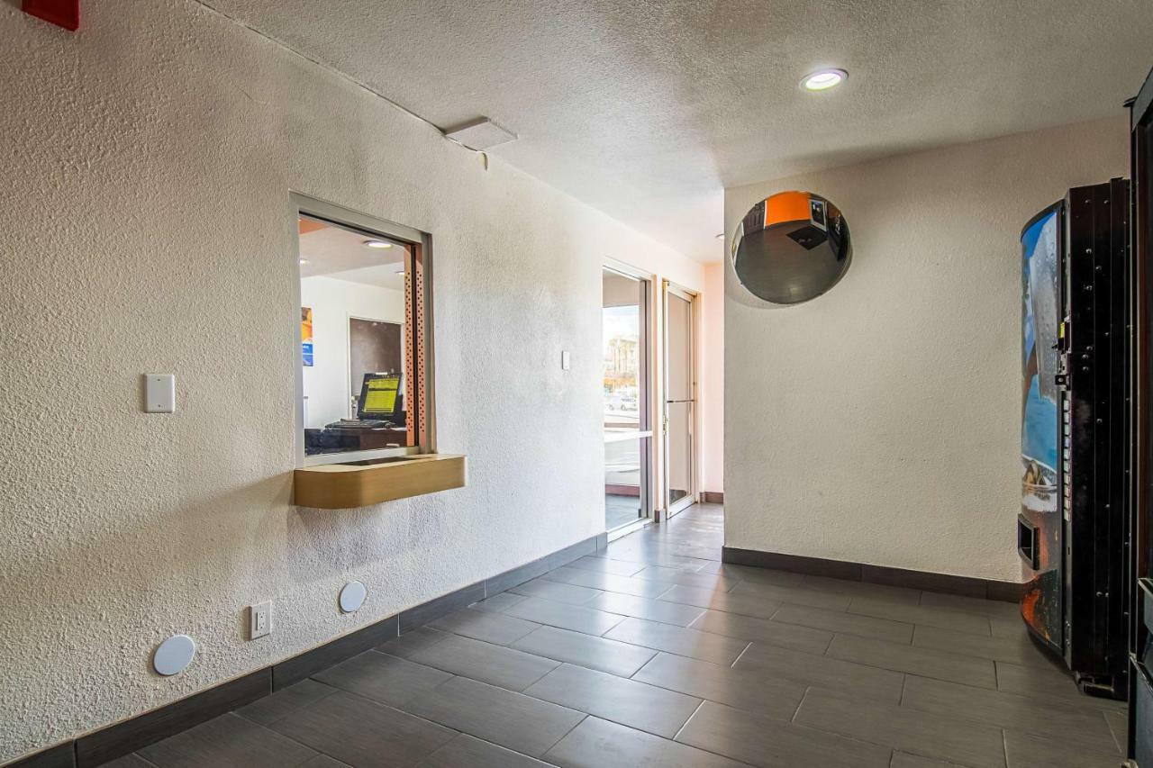 Motel 6-Bakersfield, Ca - Airport Extérieur photo